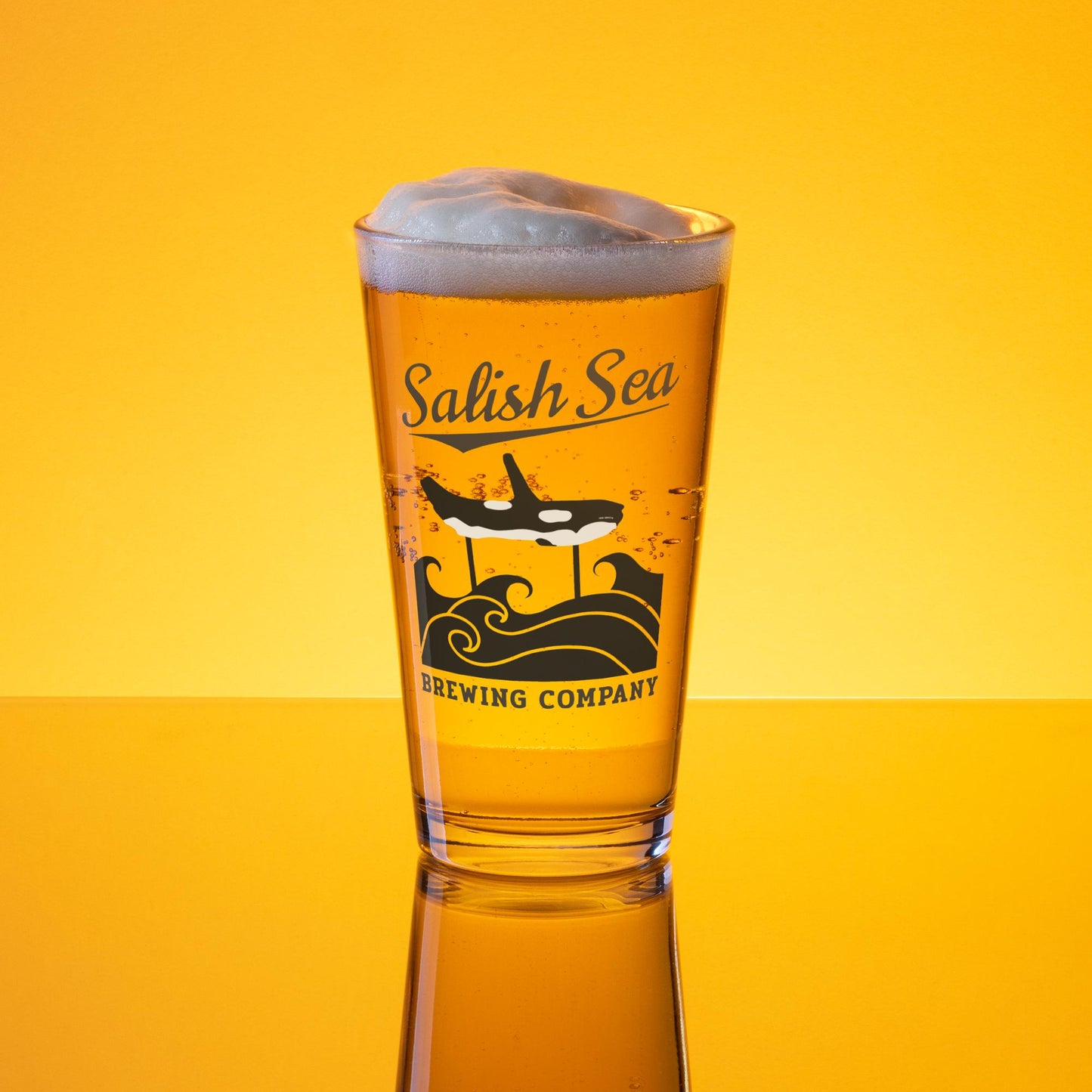 Edmonds Orca Pint Glass